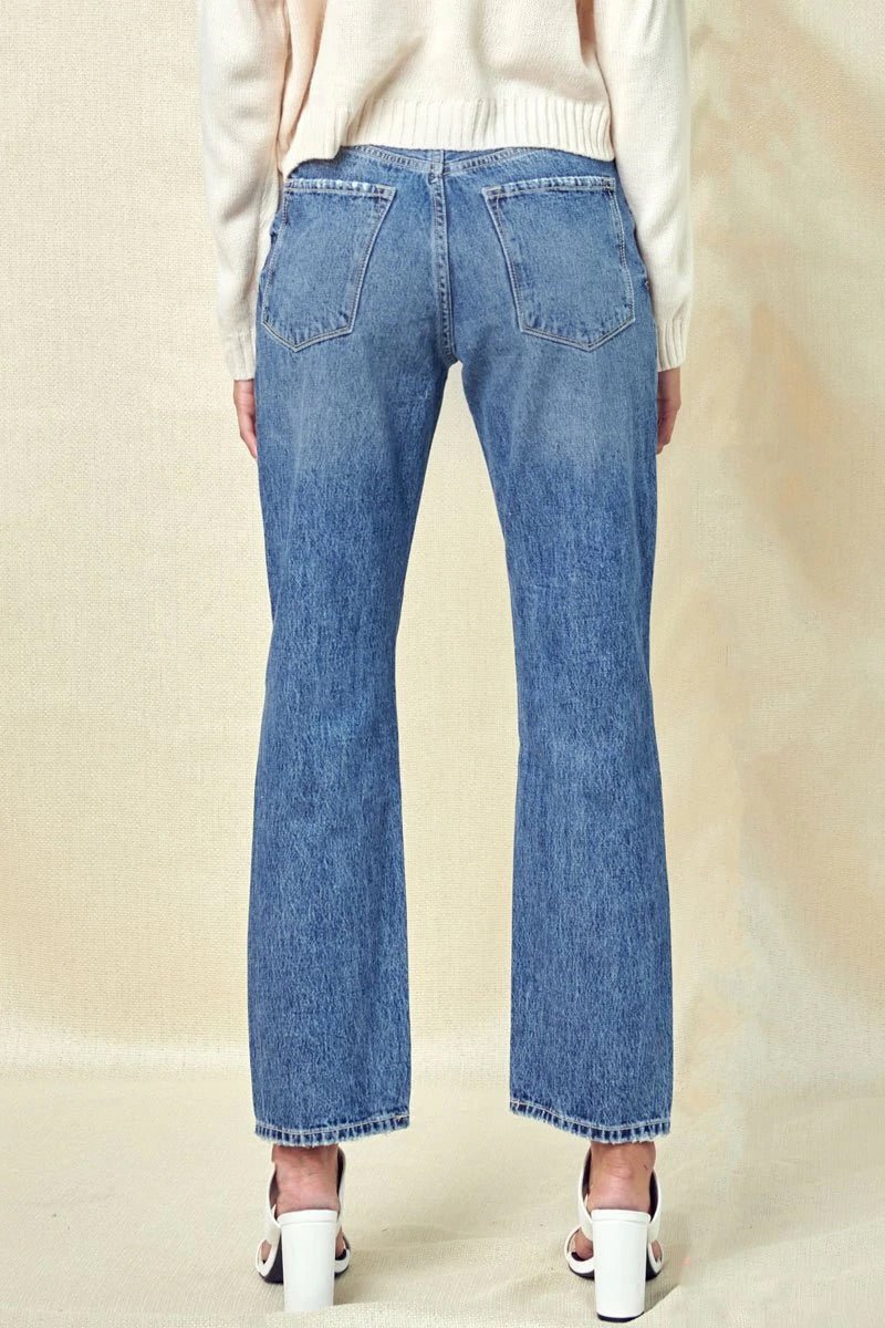 Hilana Ultra High Rise 90’s Boyfriend Jean
